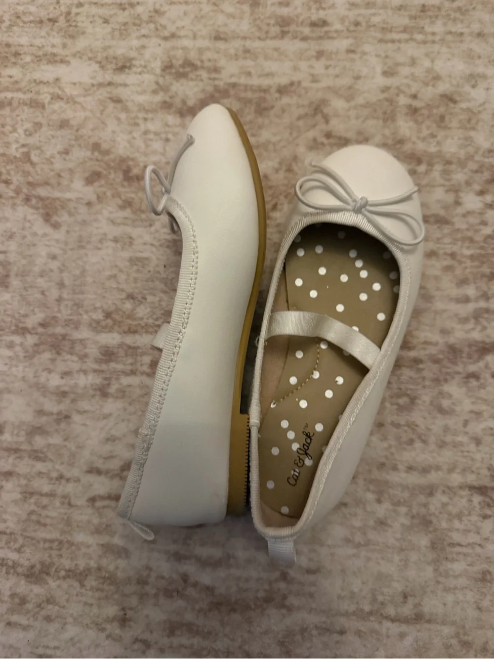 Cat & Jack classic white